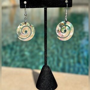 Gorgeous Abalone Shell Swirl Earrings ready for SPRING BREAK!☀️